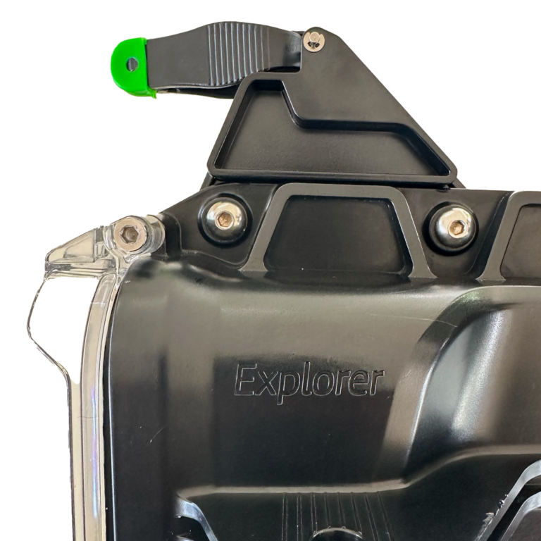 释放 Explorer 小型上的夹子